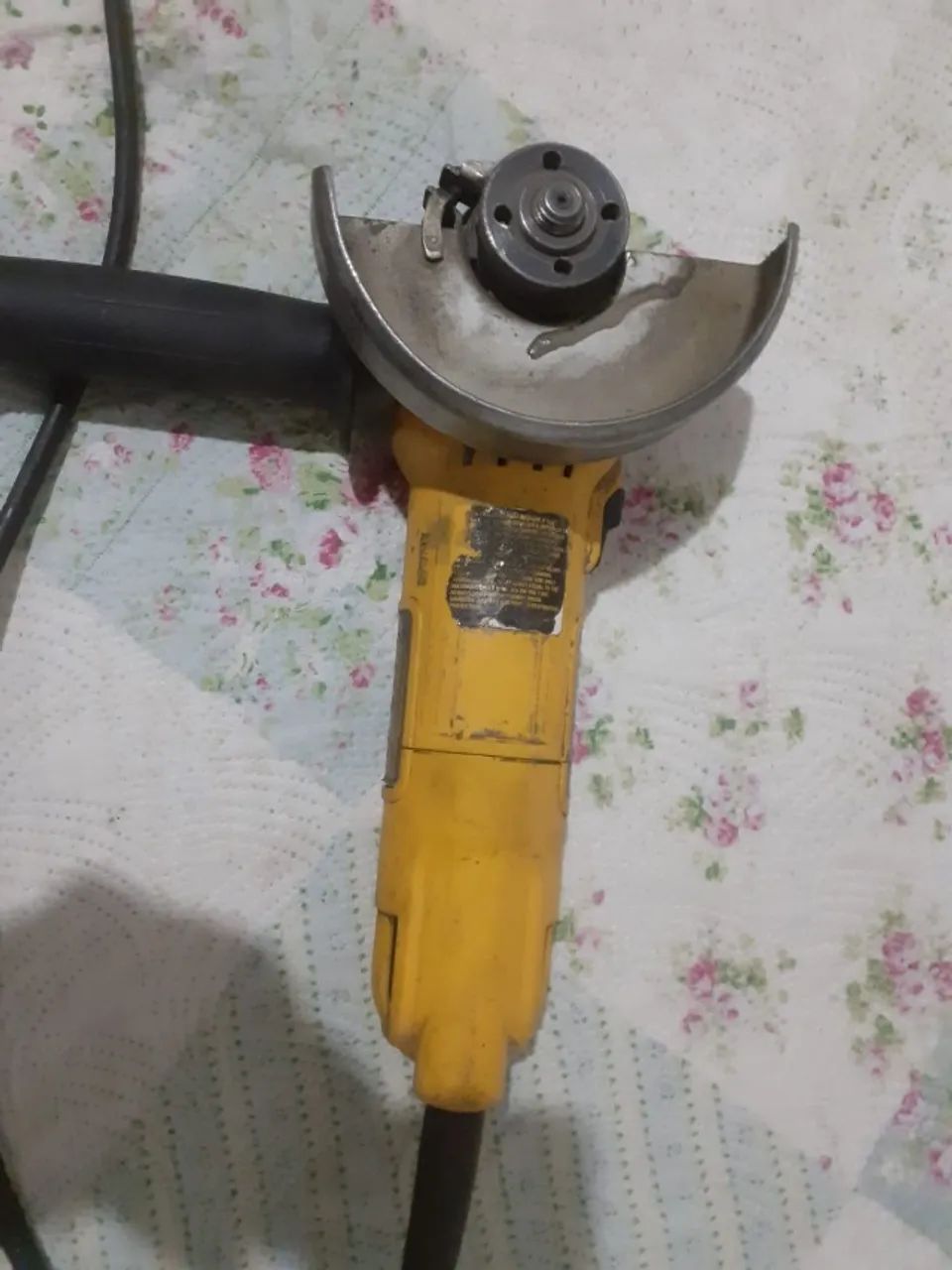 Esmerilhadeira Angular Dewalt