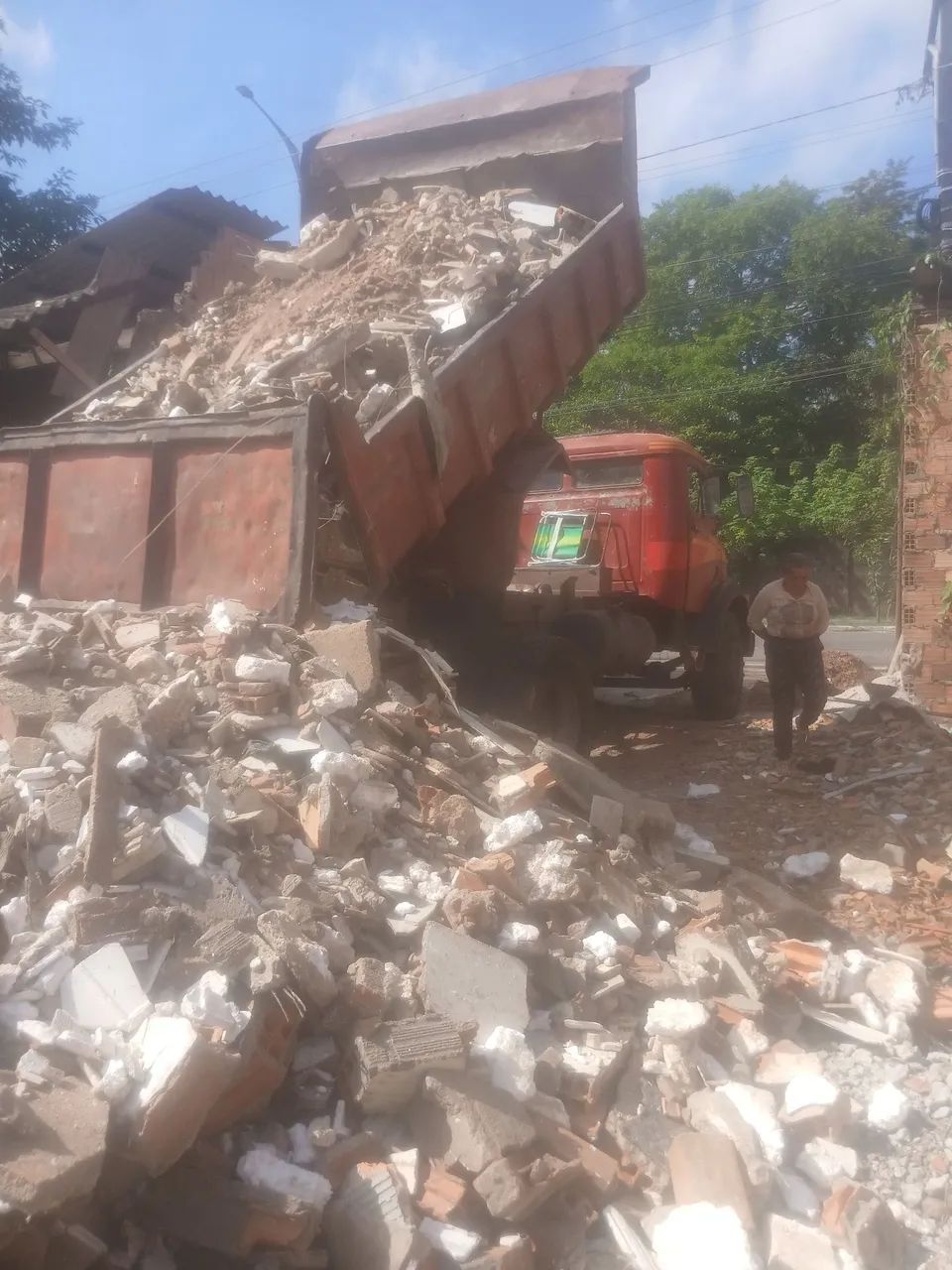Retirada de entulho e venda de aterro  - Foto 4