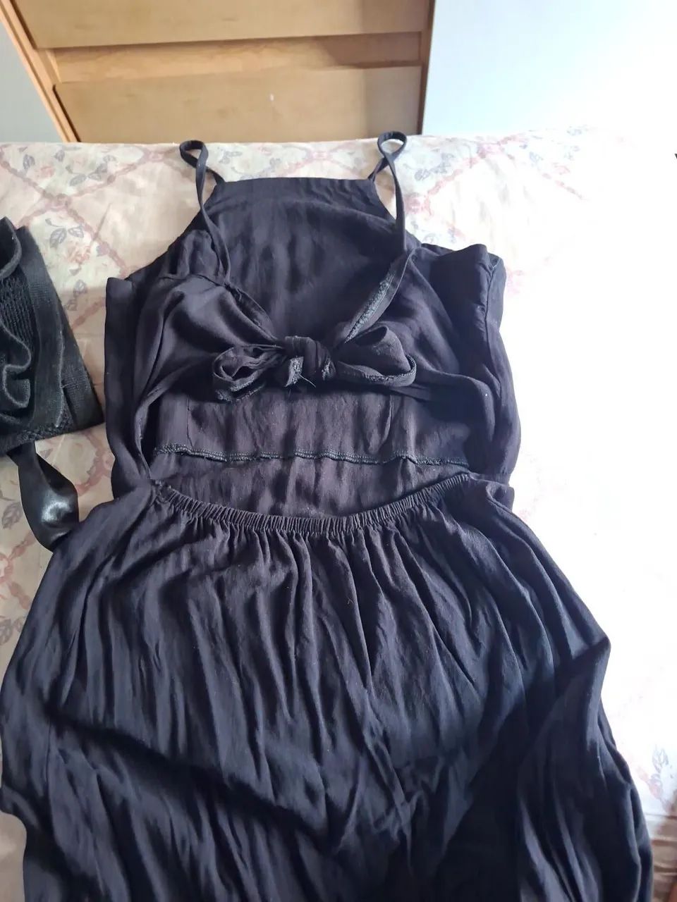 Vestido Longo Preto com Amarração nas Costas  - Foto 2