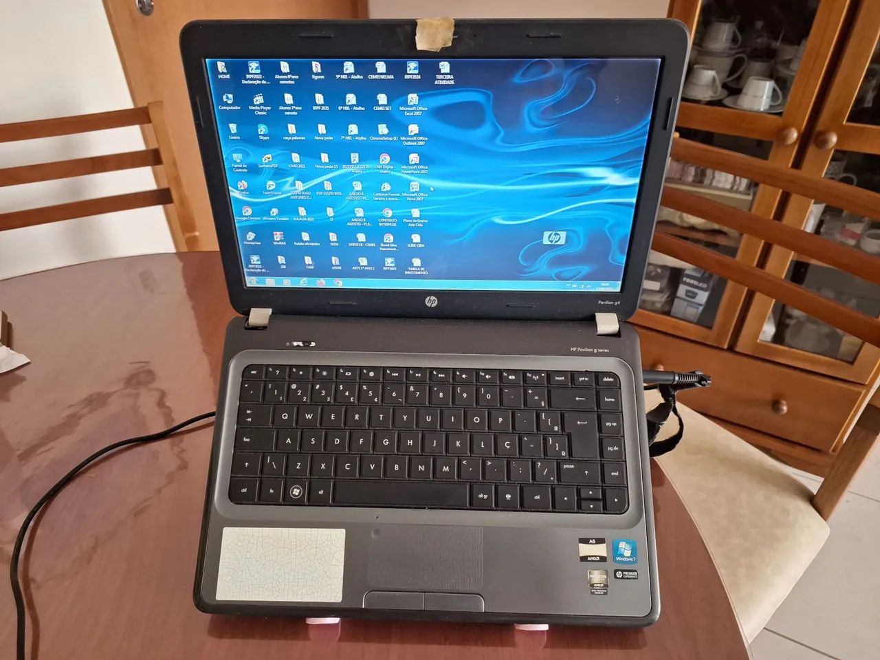 Suporte ajustável para celular, tablet e notebook até 14" - Foto 3