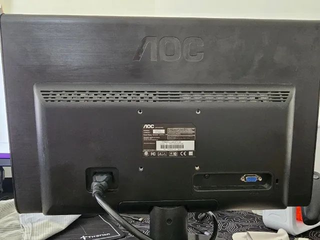 Monitor AOC 18.5" LED High Gloss (e950Swn)