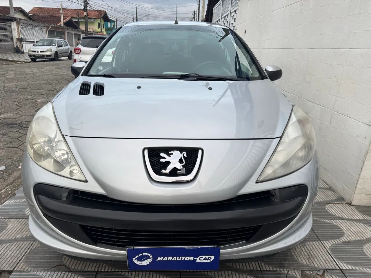 Peugeot 207 XR 1.4 Flex 8V 5p, foto 3 de 17