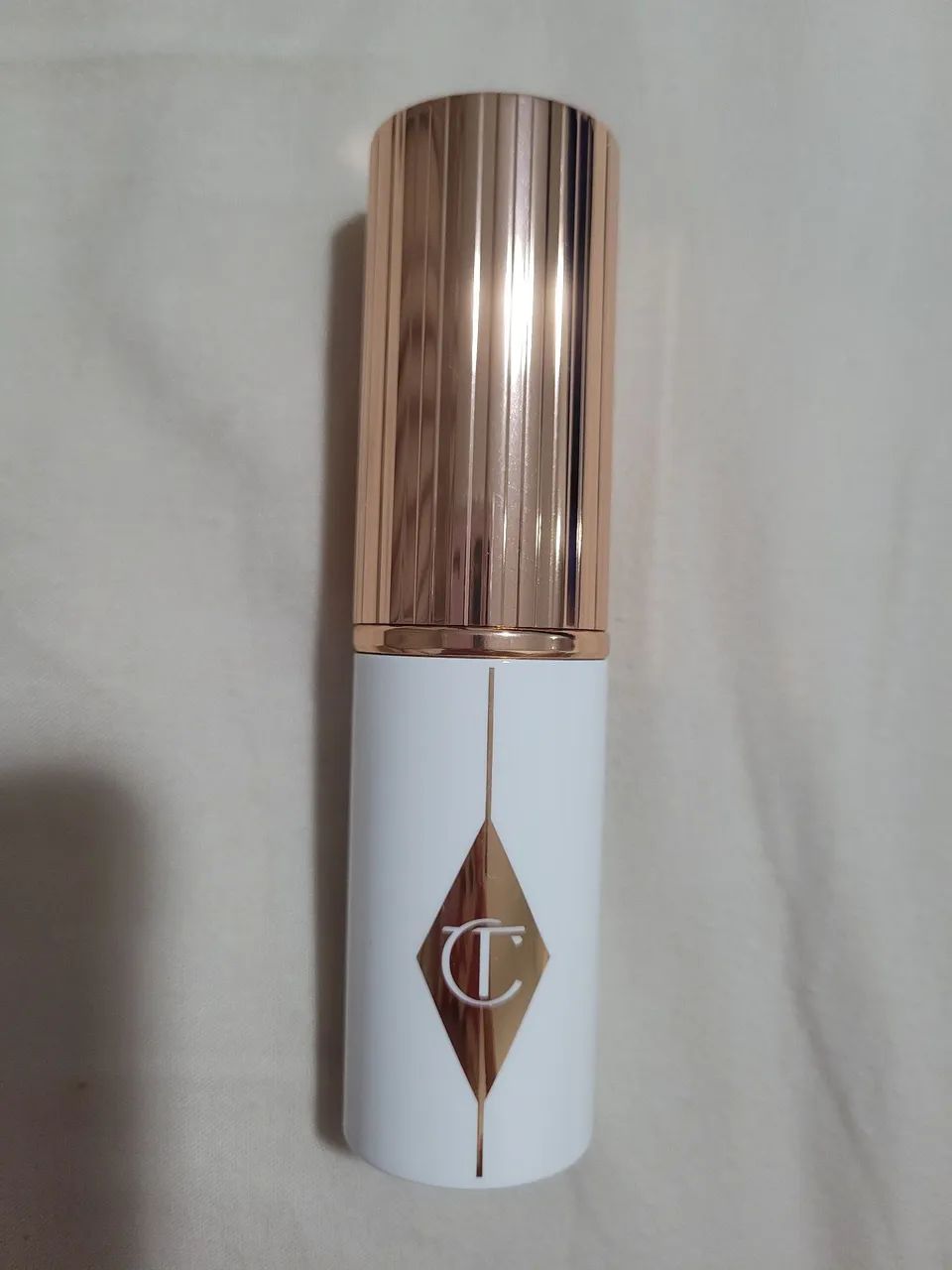 UNREAL SKIN SHEER GLOW TINT - CHARLOTTE TILBURY  - Foto 2