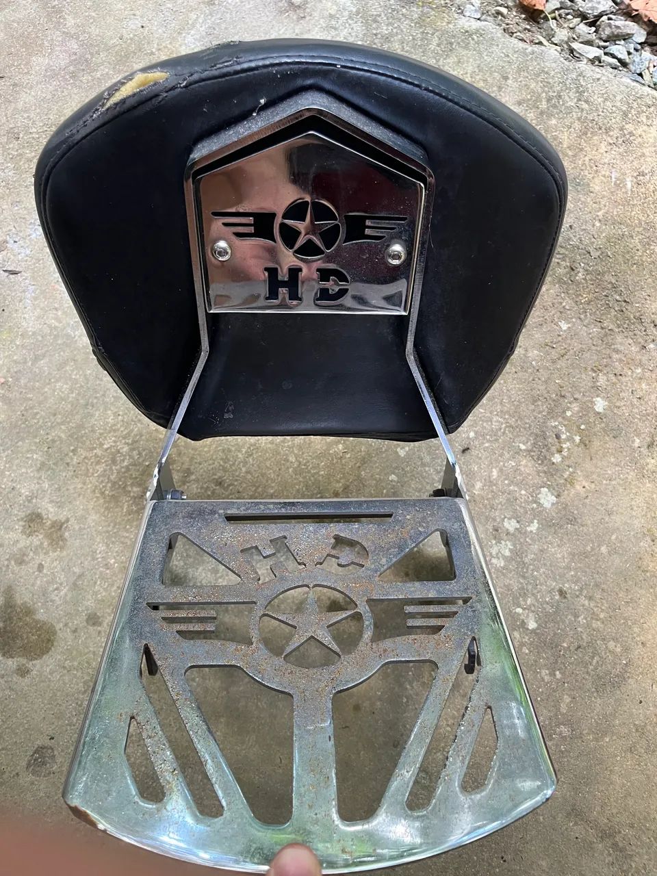 Vende-se encosto para assento da Harley Davidson  - Foto 2