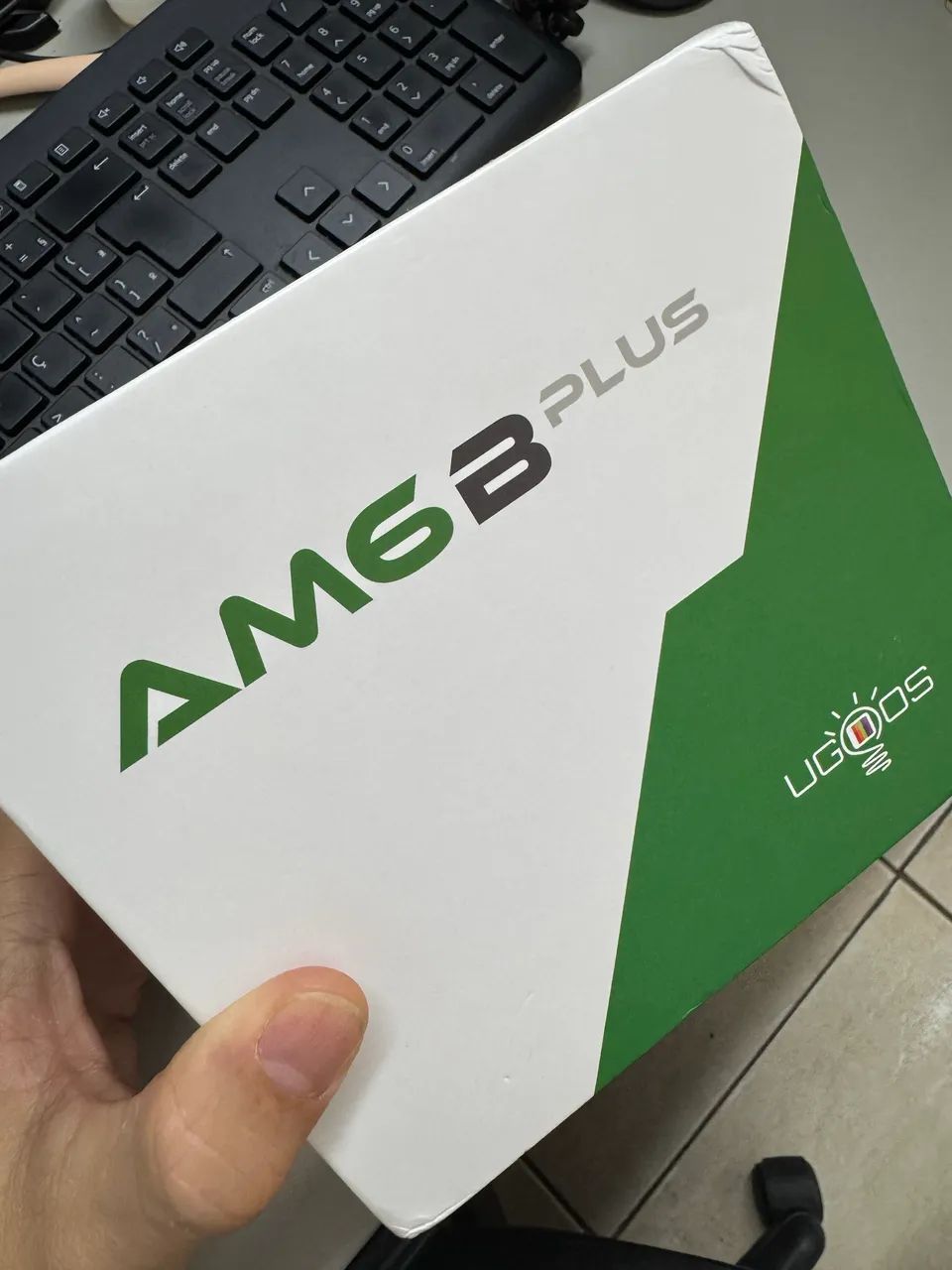 Ugoos AM6B+ com CoreELEC