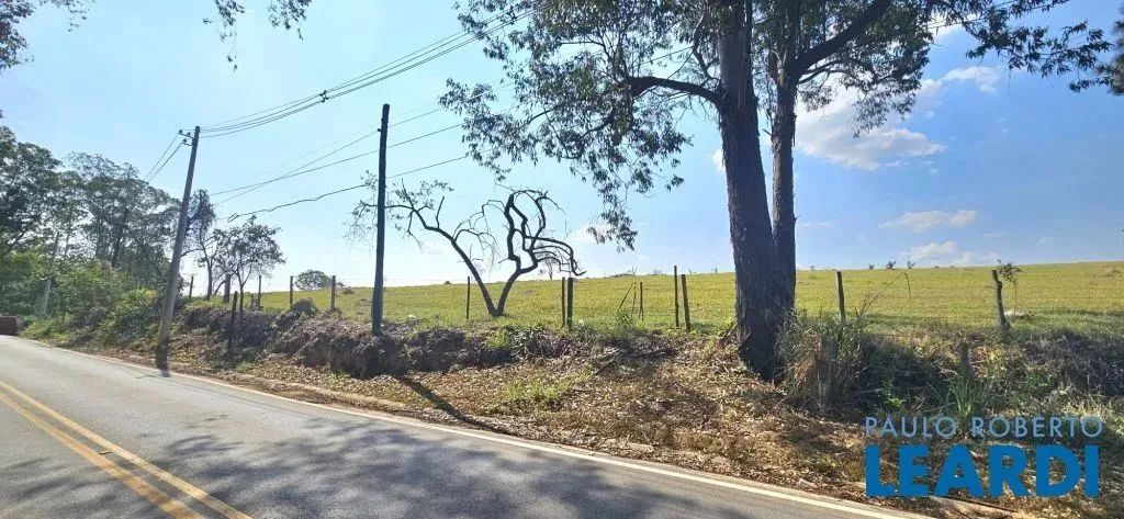 FAZENDA - PARQUE VALINHOS - SP - Foto 11