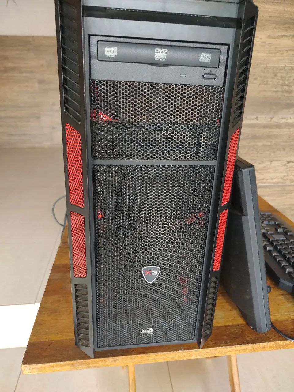 Computador gamer i5 6500 com placa de vídeo GTX 680 e SSD 