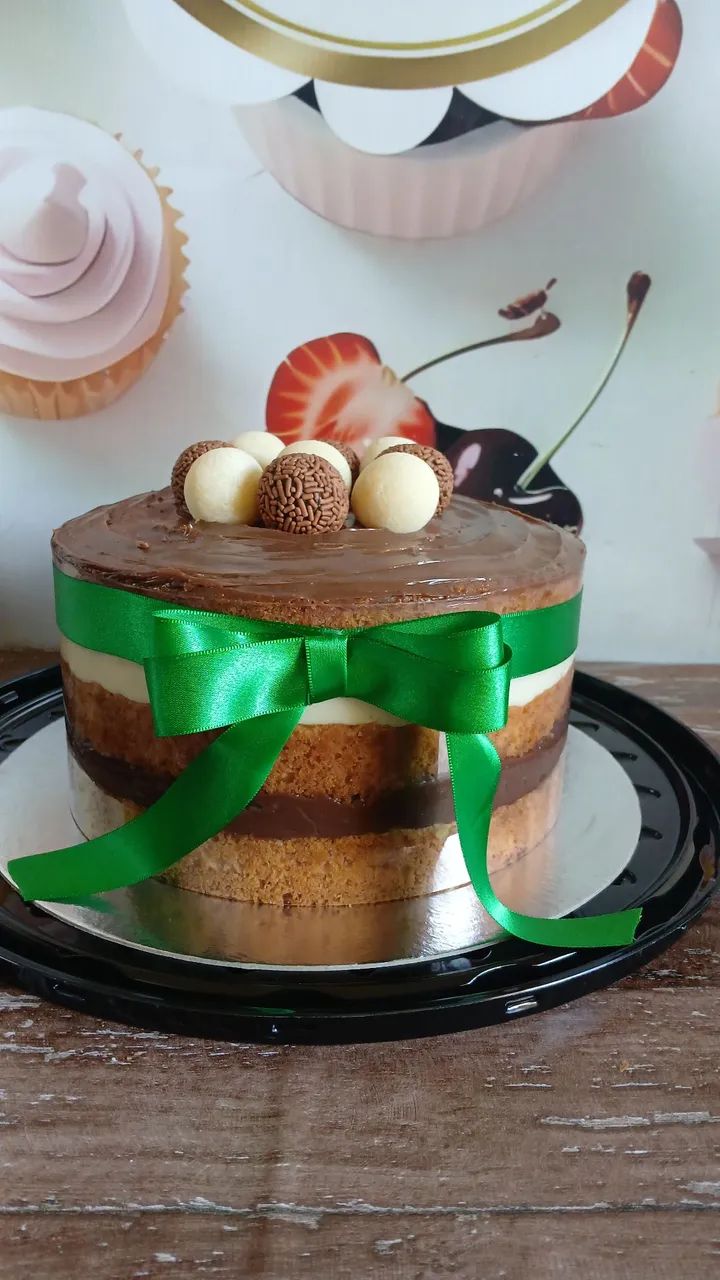 Doces e Bolos para Festas: Pipoca Gourmet e Brownies  - Foto 2
