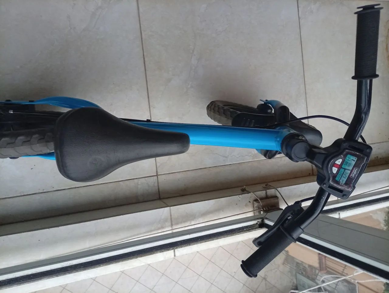 Bike de equilíbrio infantil azul - Foto 3