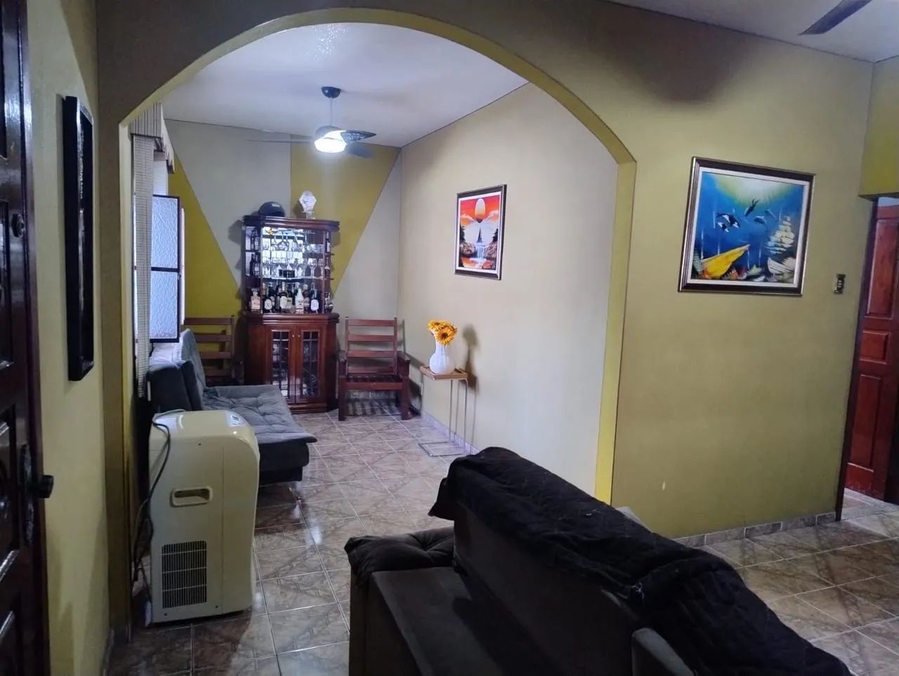     Casa à Venda com Amplo Quintal e Espaçosa Área Externa - Foto 4