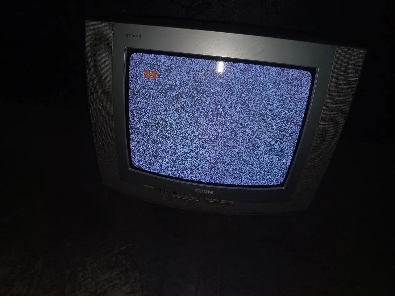 TV Philips 14" de tubo  - Foto 3