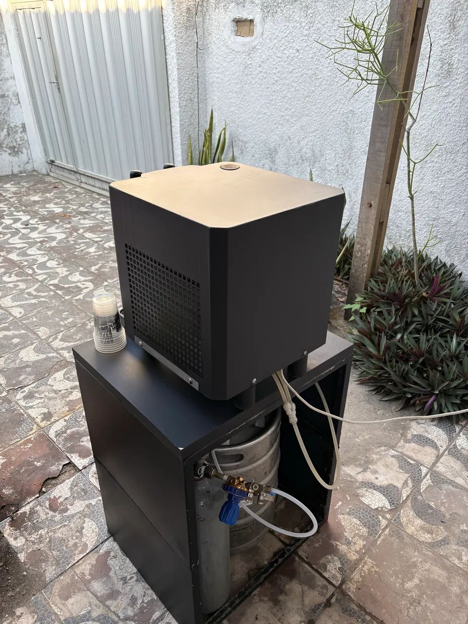 Chopeira elétrica 50L/h 220 completa. - Foto 2