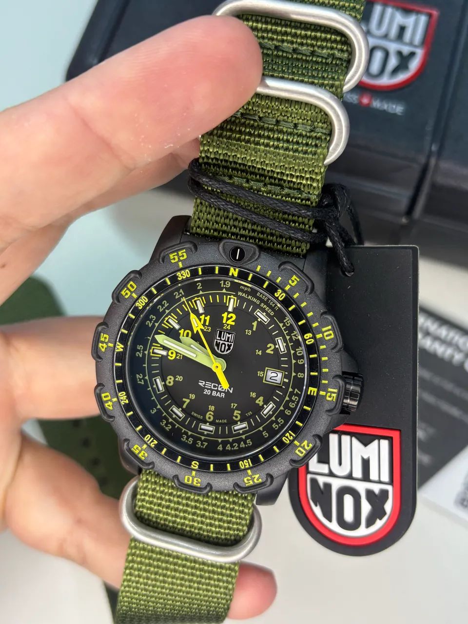 Luminox Recon