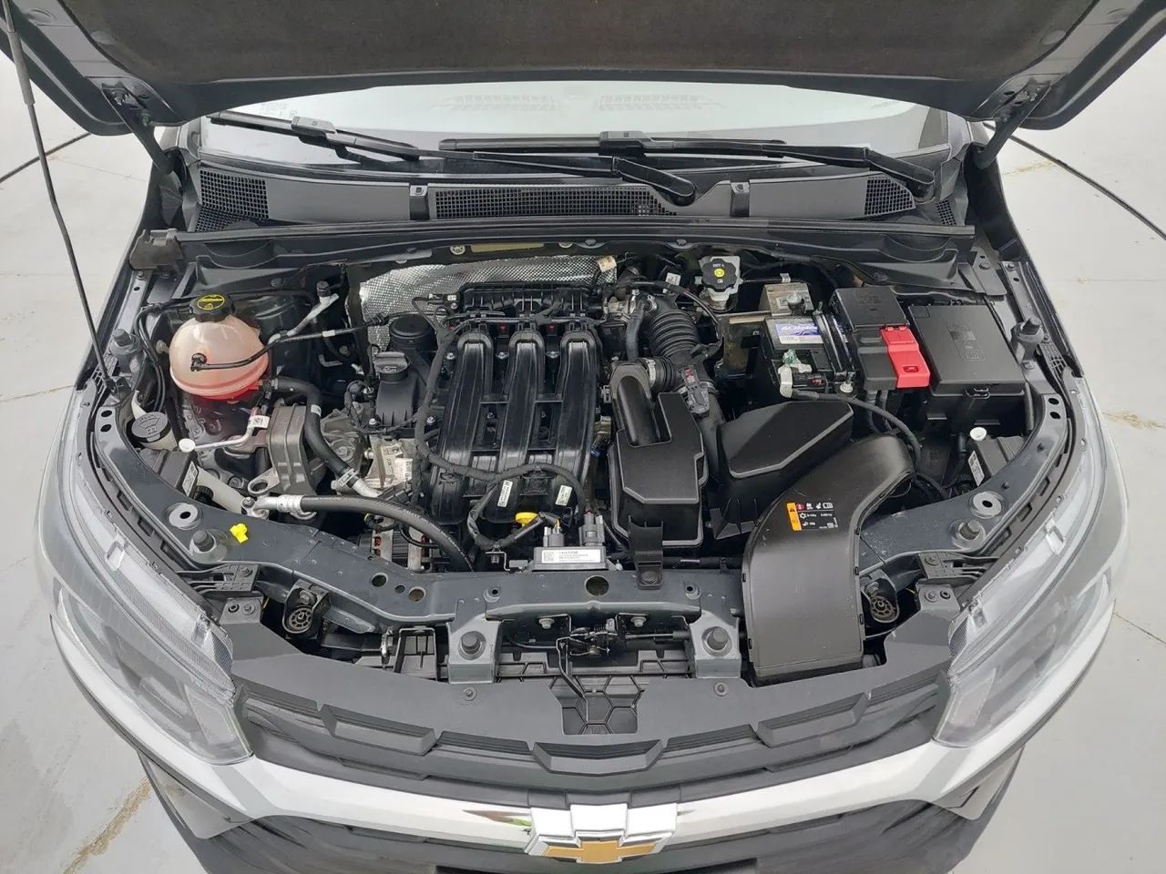 Chevrolet Onix Hatch 1.0 12V Flex Mec. 4P, foto 10 de 18