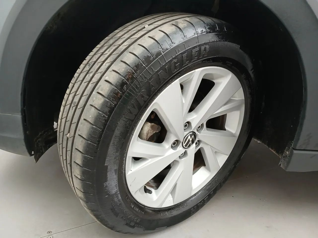 Volkswagen Nivus Comfortline 1.0 200 TSI Flex Aut., foto 11 de 18