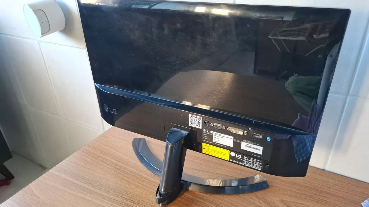 Monitor LG Flatron Led IPS 21 polegadas - Foto 2