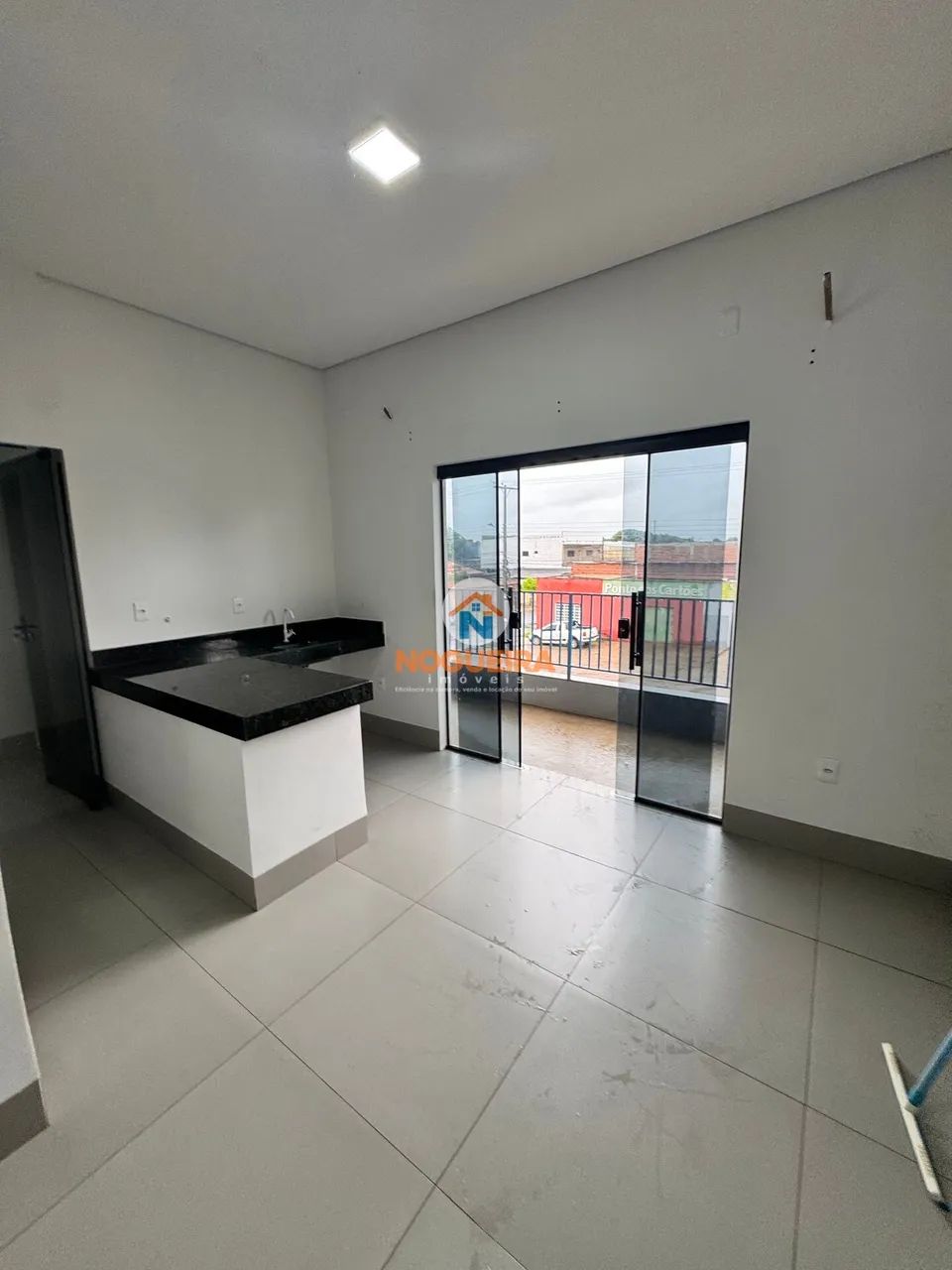 Alugo APTO  405 Norte, Semimobiliado