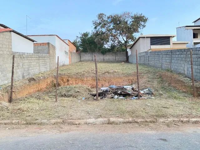Excelente lote 360m2 em lagoa santa , novo Santos Dumont 