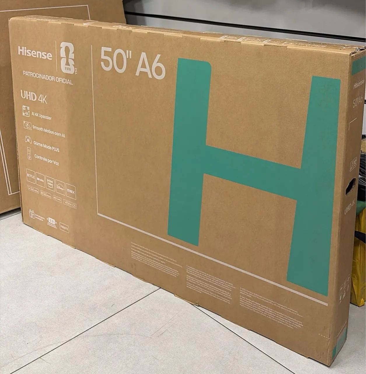 Tv Led 4 k HISENSE 50 Polegadas na caixa 