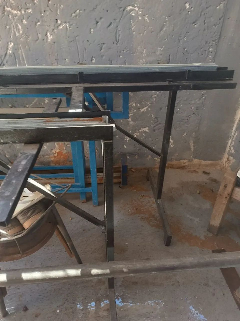 Vende -se mesas de Silk serigrafia e berços  - Foto 2