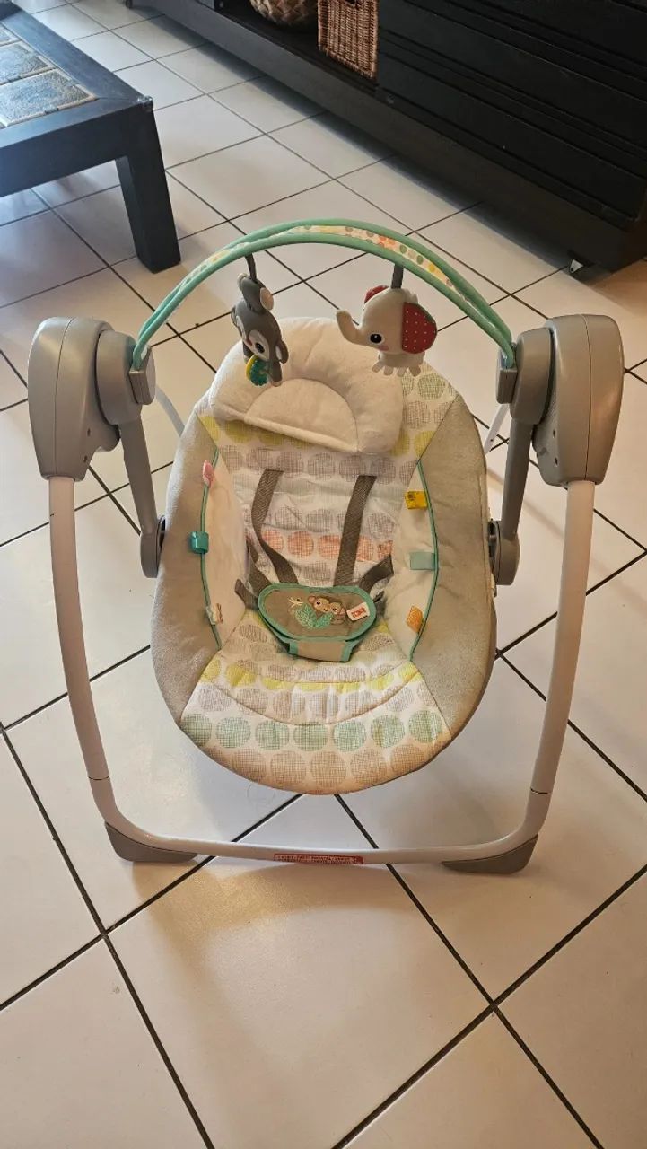 Cadeira de balanço automático musical para bebê  - Foto 3