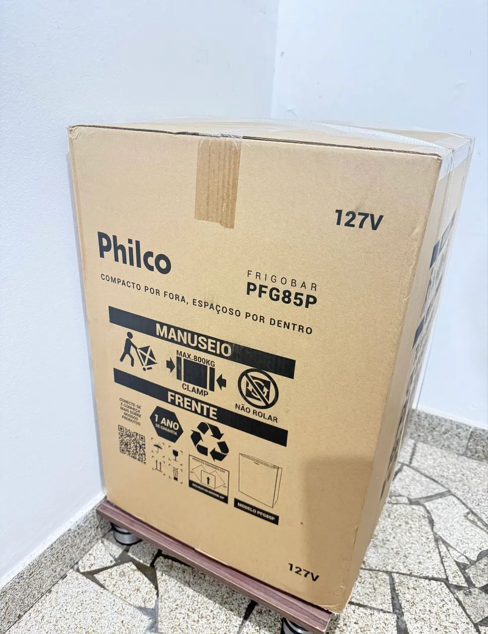 Frigobar Philco Preto 68L