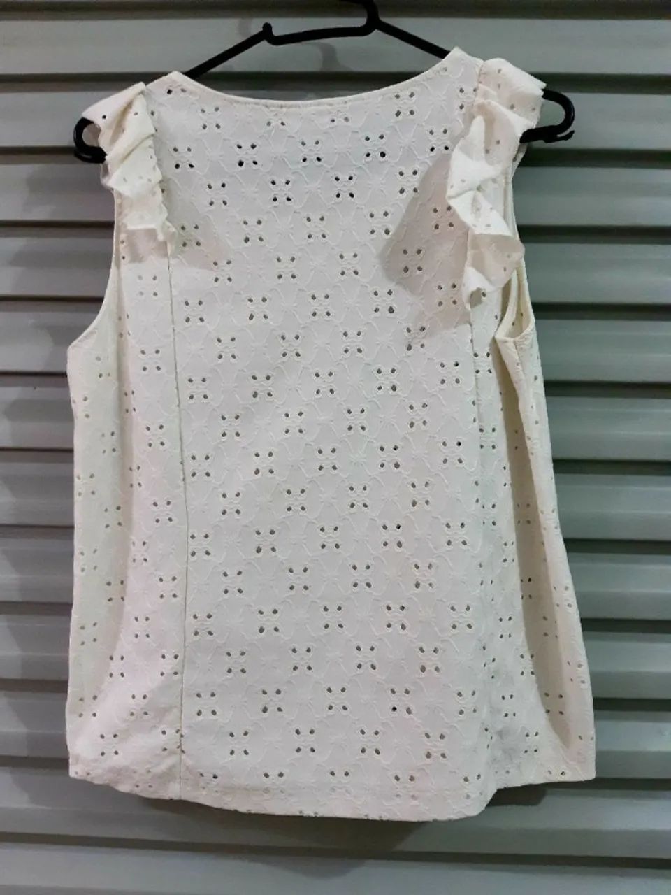 blusa branca em laise tam M Viva - Foto 2