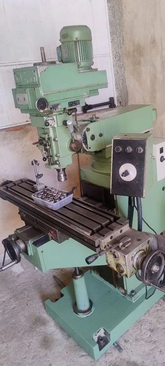 Fresadora Romi F20