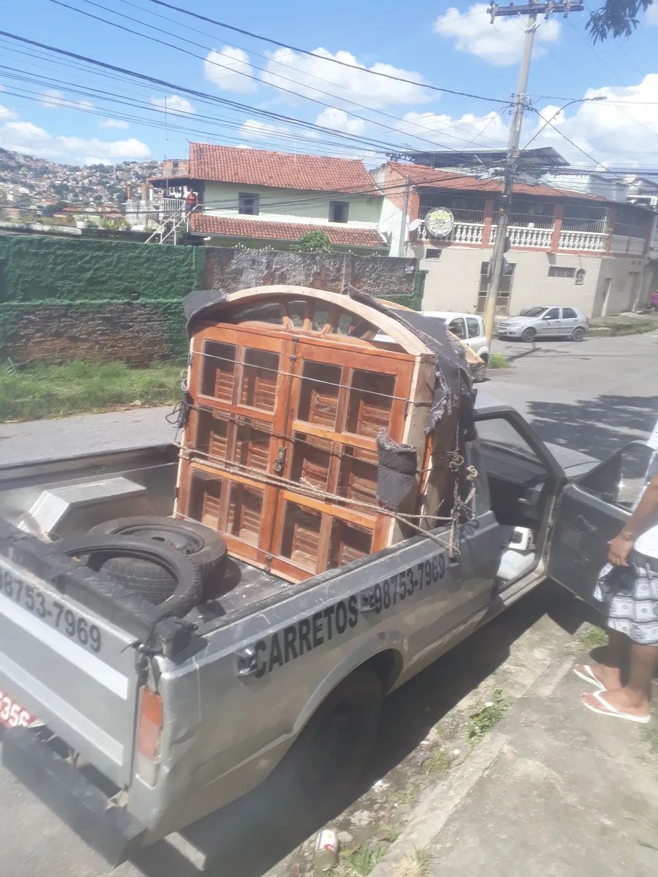 Faço carreto 