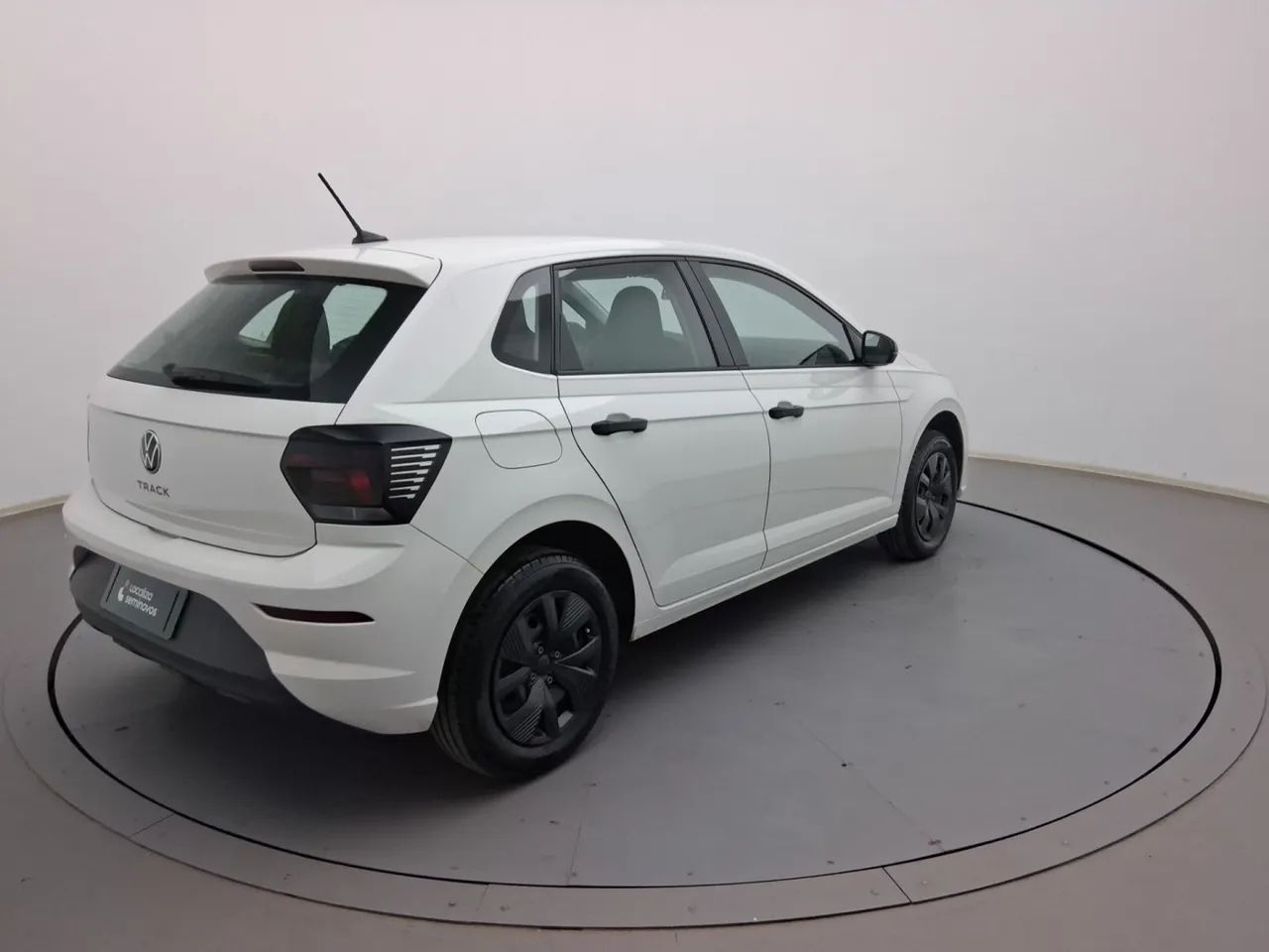 Volkswagen Polo Track 1.0 Flex 12V 5p, foto 5 de 18