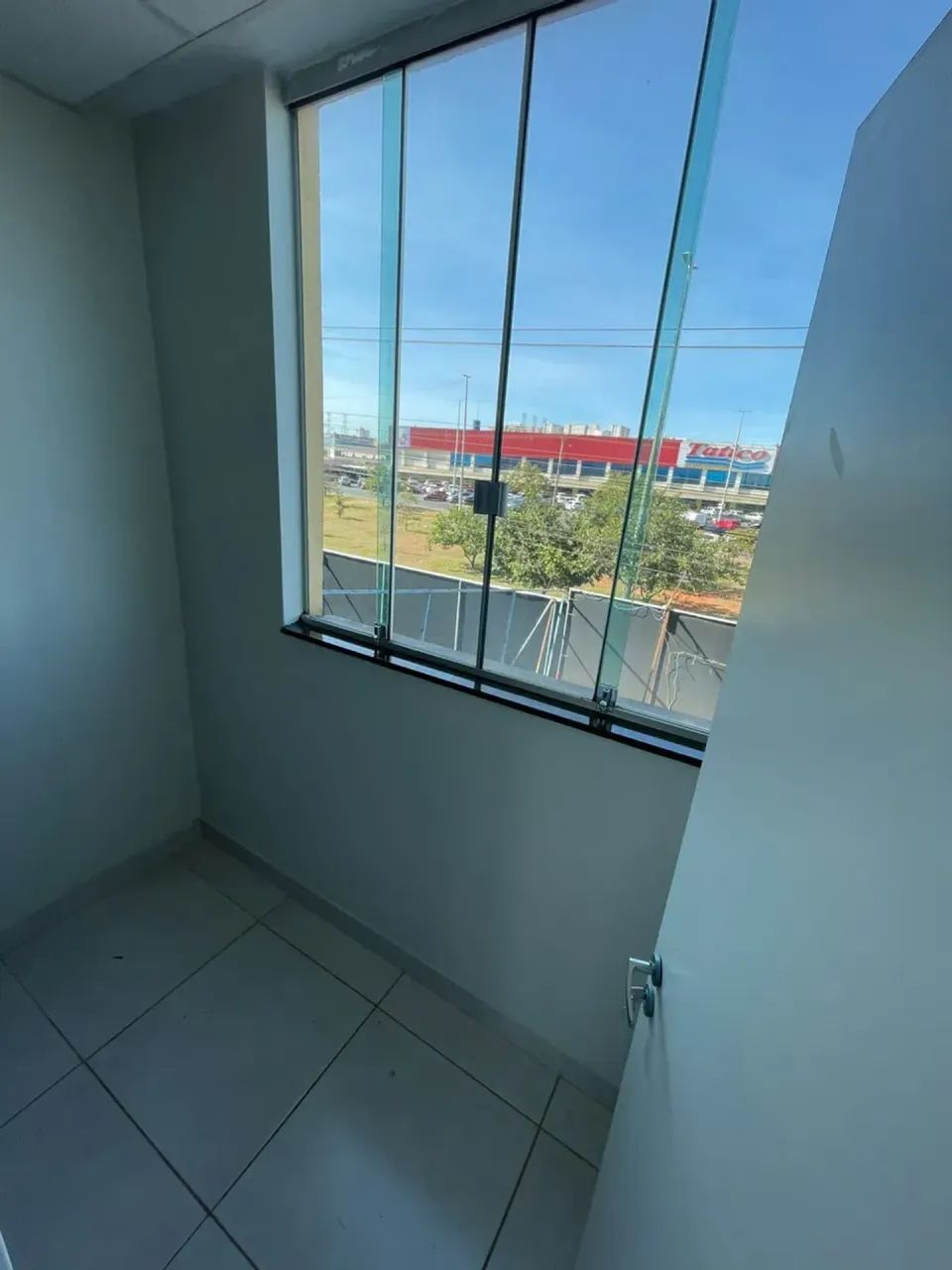 LOJA COMERCIAL PARA ALUGUEL - SAMAMBAIA NORTE | 100m² | R$ 2.220,00 - Foto 4
