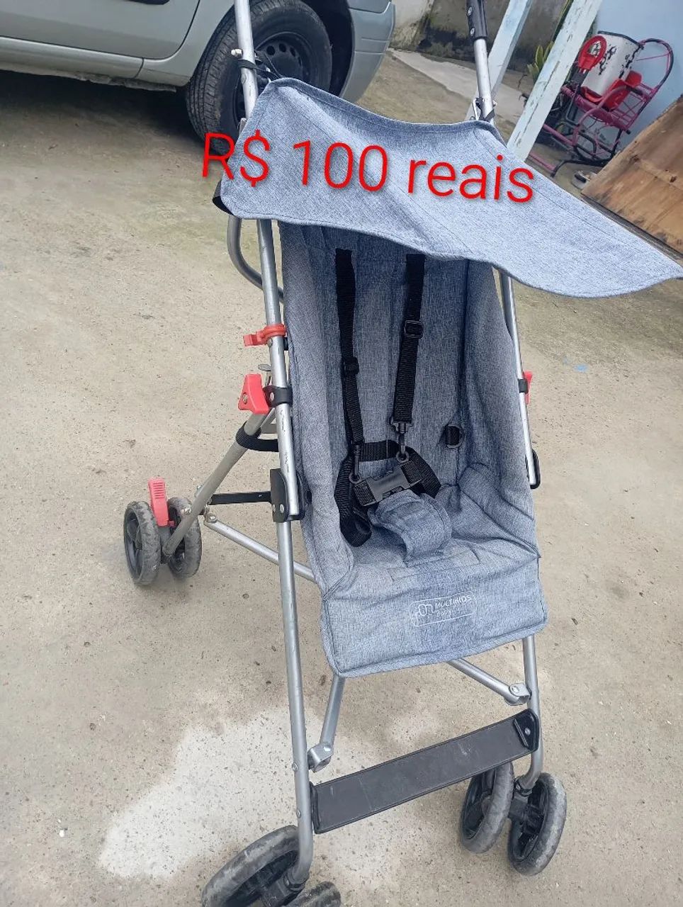 Carrinho de passeio.
