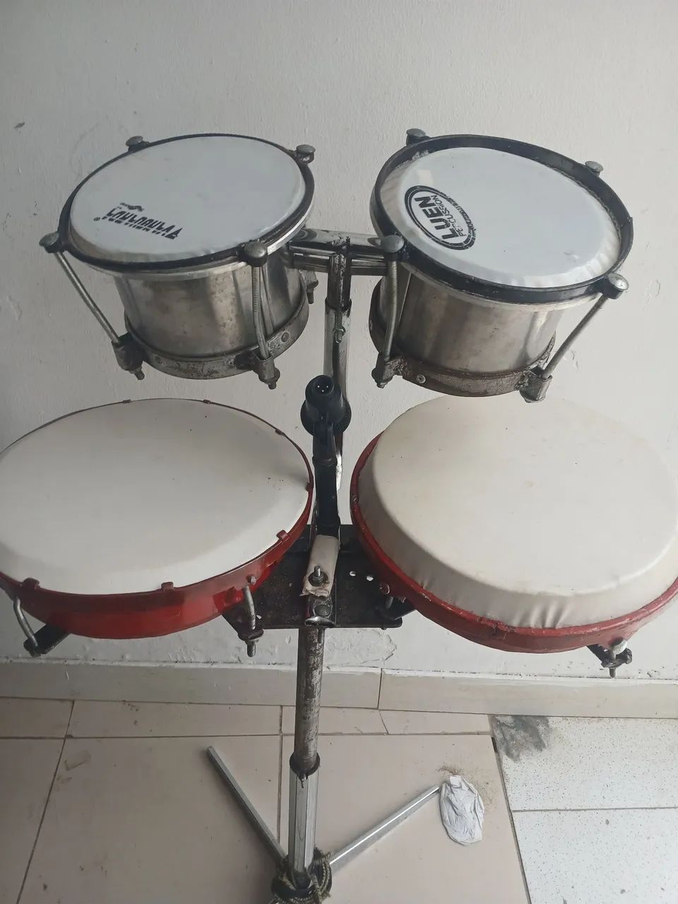 Vendo par de percusão e um par de bongo - Foto 2