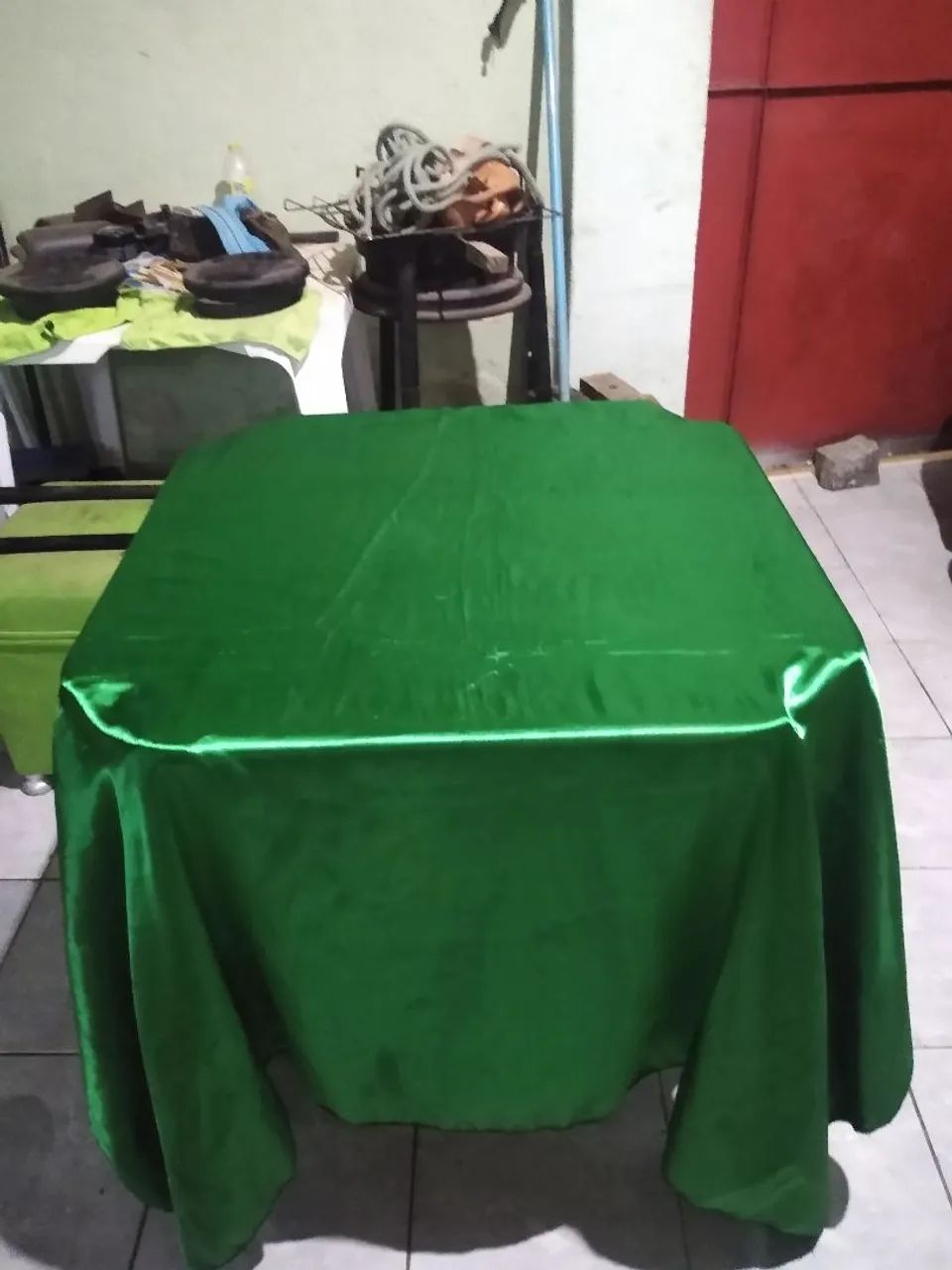 Aluguel de Mesas cadeiras toalhas e Frizer para seu  evento  - Foto 4