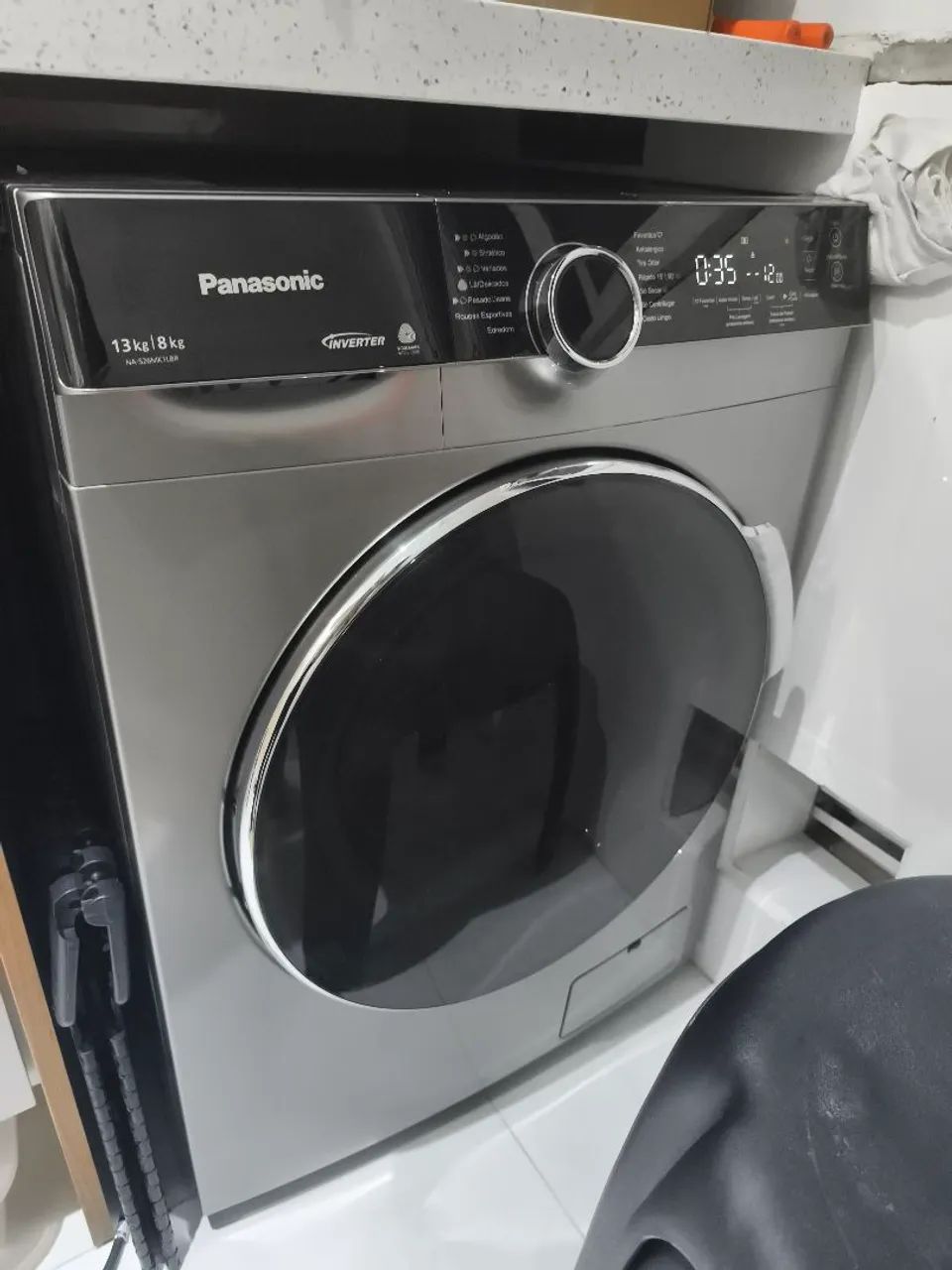 Máquina lava e seca Panasonic 