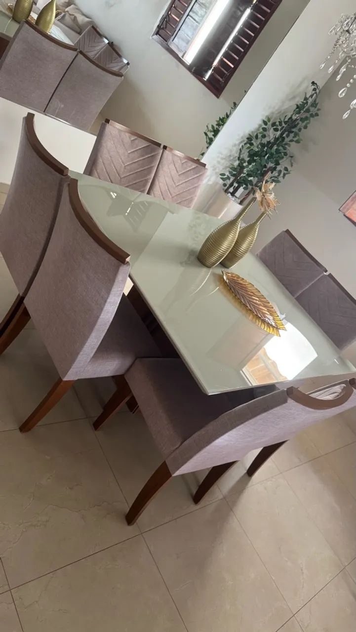 MESA DE JANTAR COM 8 CADEIRAS / ELEGANTE E SOFISTICADA  - Foto 3