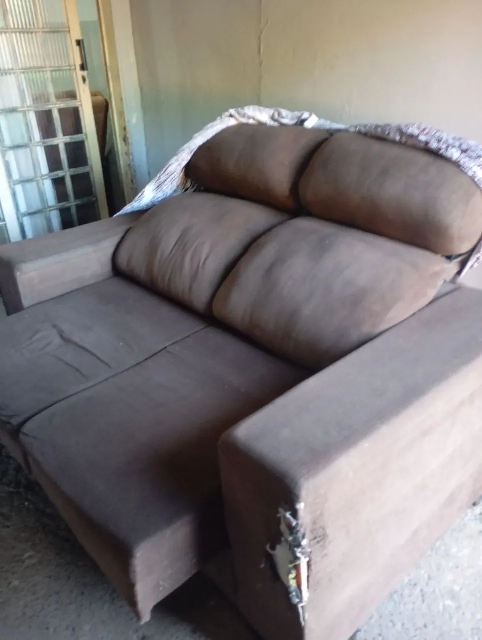 Vendo sofá usado aceito proposta 65566225993474120