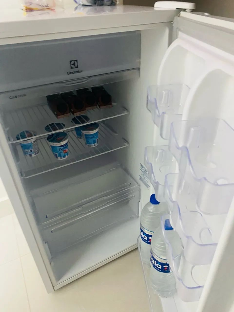 Frigobar Electrolux RE120 122L Branco - Excelente Estado - Foto 2