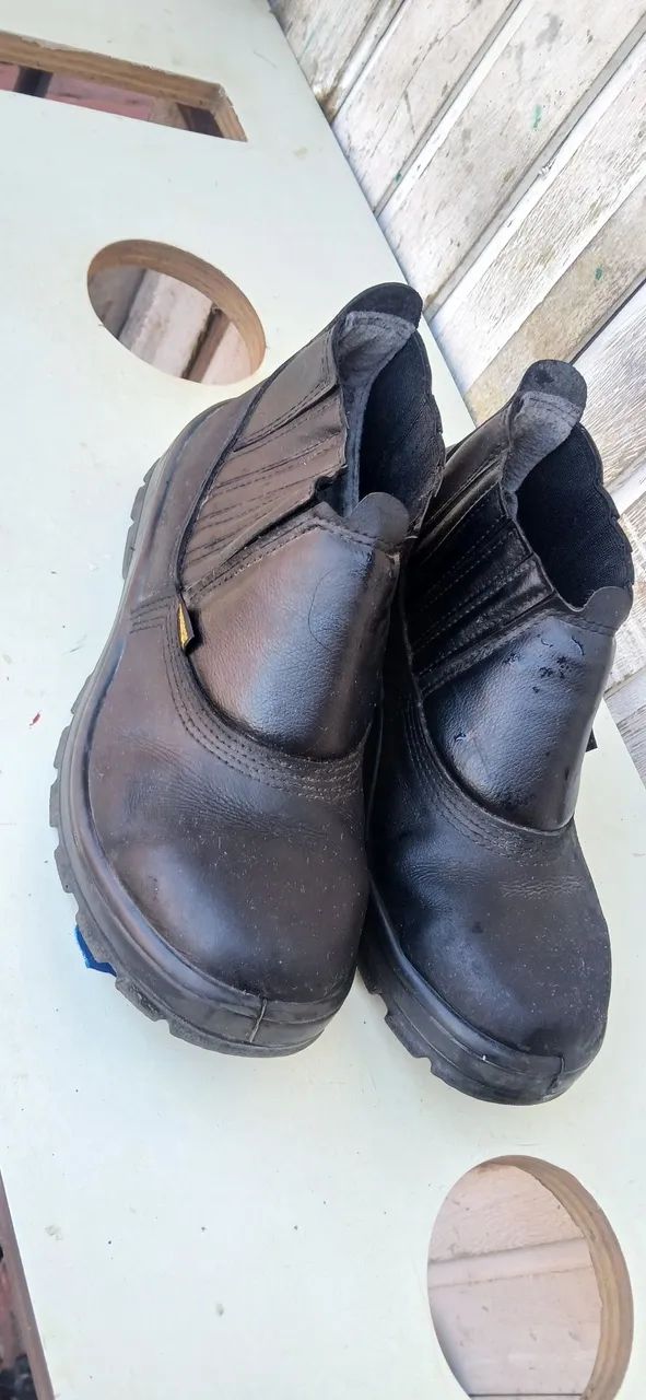 Bota masculina tamanho 39 - Foto 3