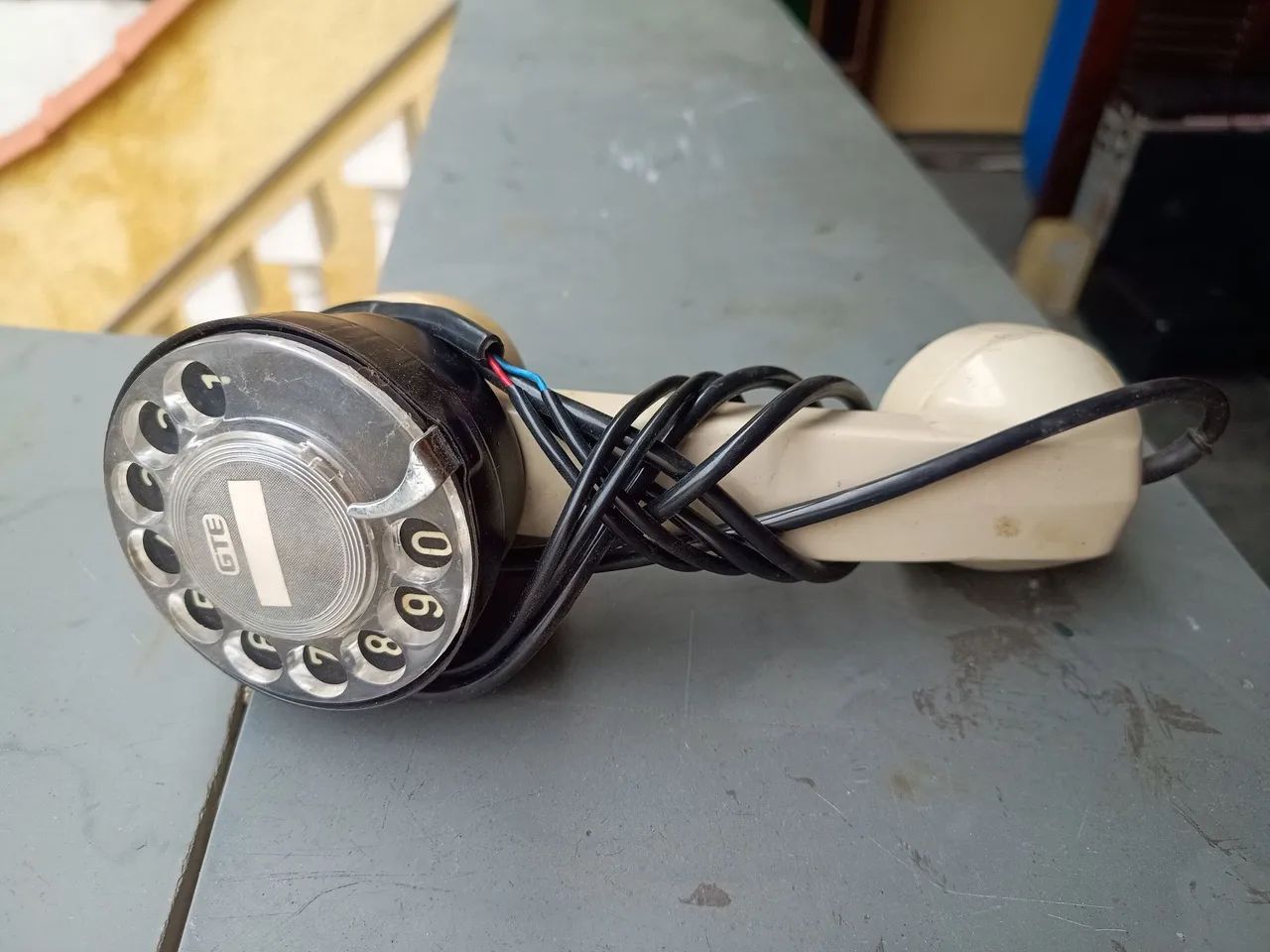 Telefone fixo retrô 