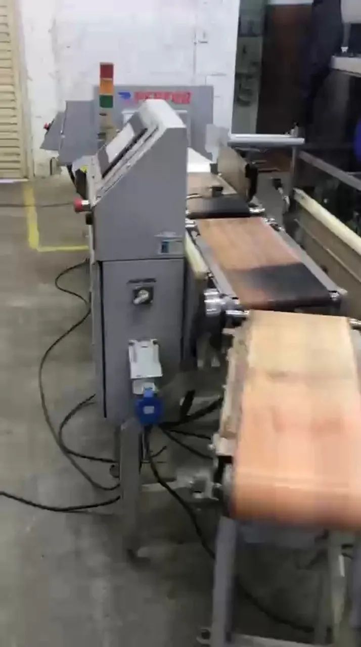 checadora peso perfor com descartador de produto - Foto 3