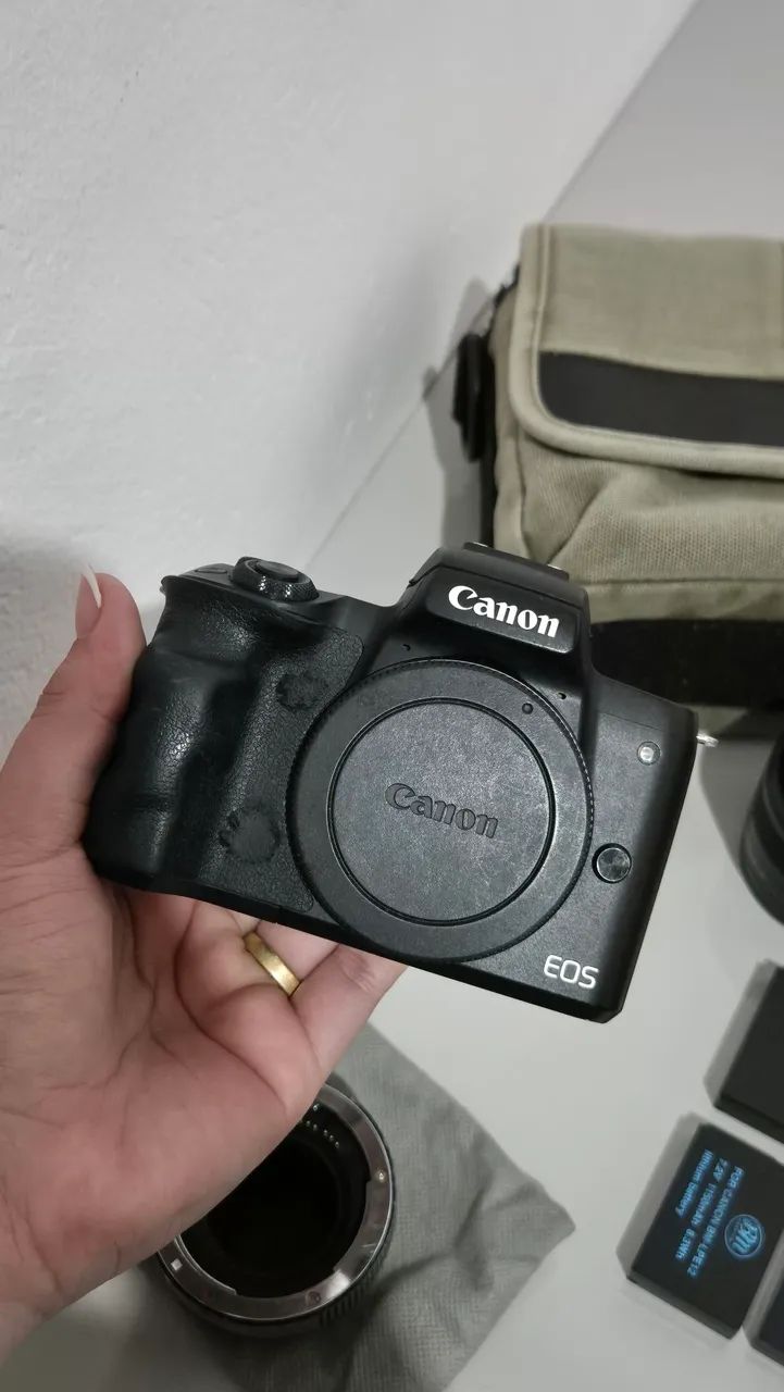 Câmera Canon M50 mirrorless