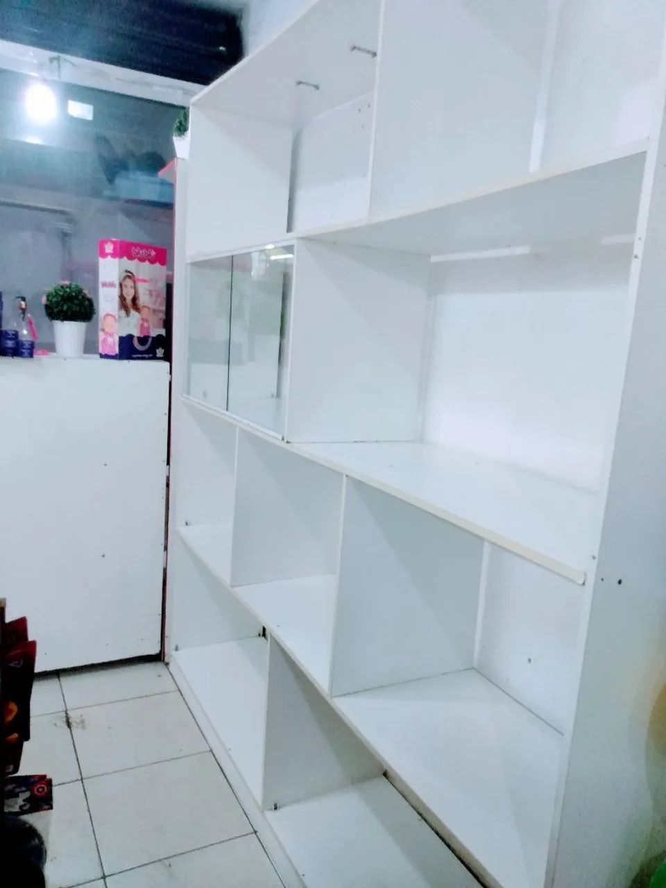 Estante vitrine para comércio  - Foto 4