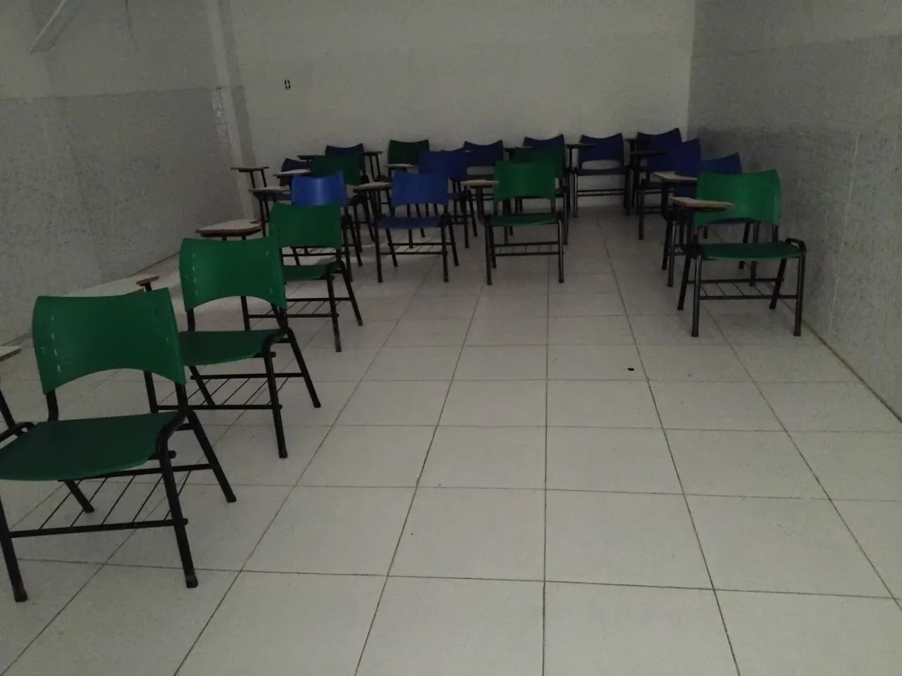 Cadeira escolar