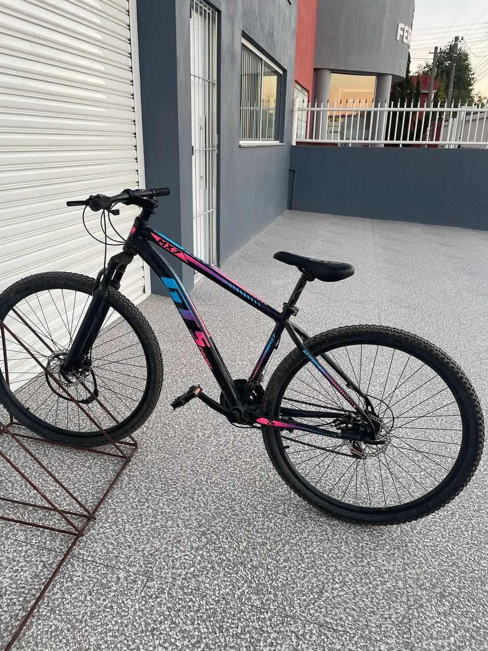 Bicicleta 29 em estado de nova - Foto 5