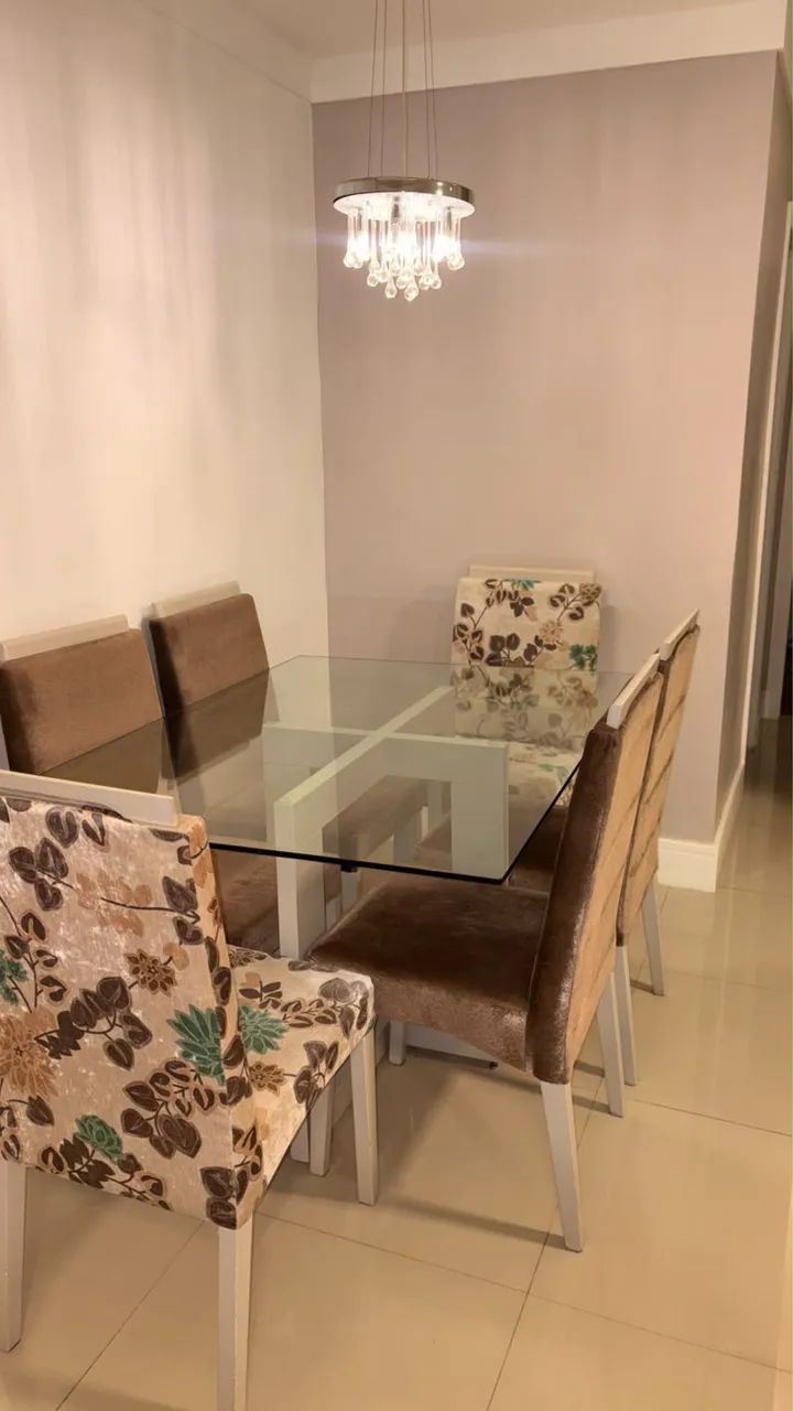 Mesa de vidro com seis lugares + cadeiras  - Foto 5