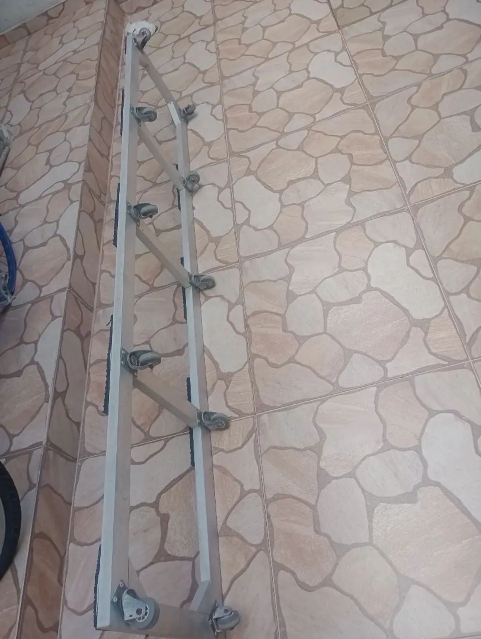 Aproveite carrinho de alumínio, para móveis! - Foto 2