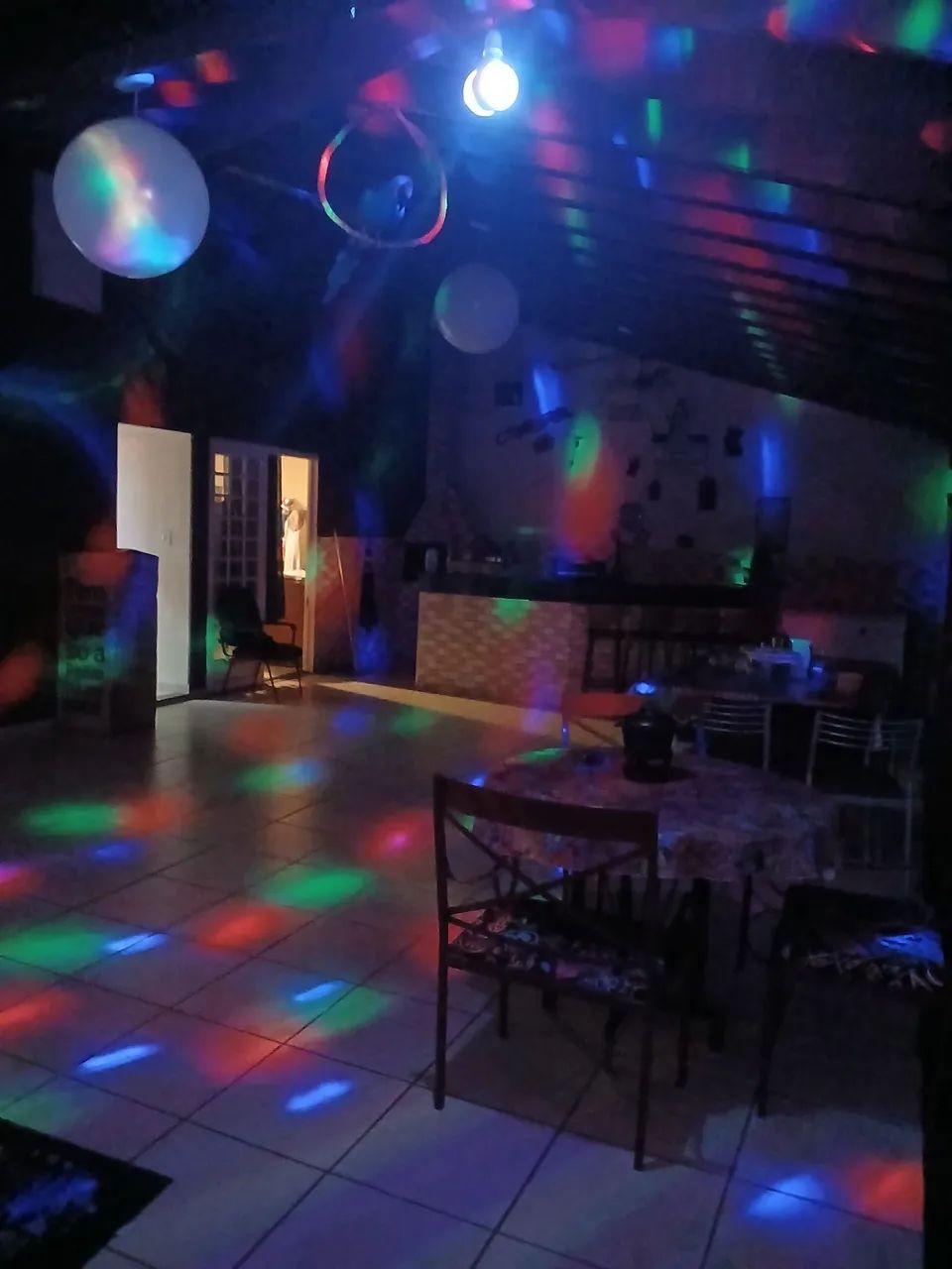 ÁREA DE LAZER...AV IVO PARESCHI..SUA FESTA COMEÇA AQUI  - Foto 2
