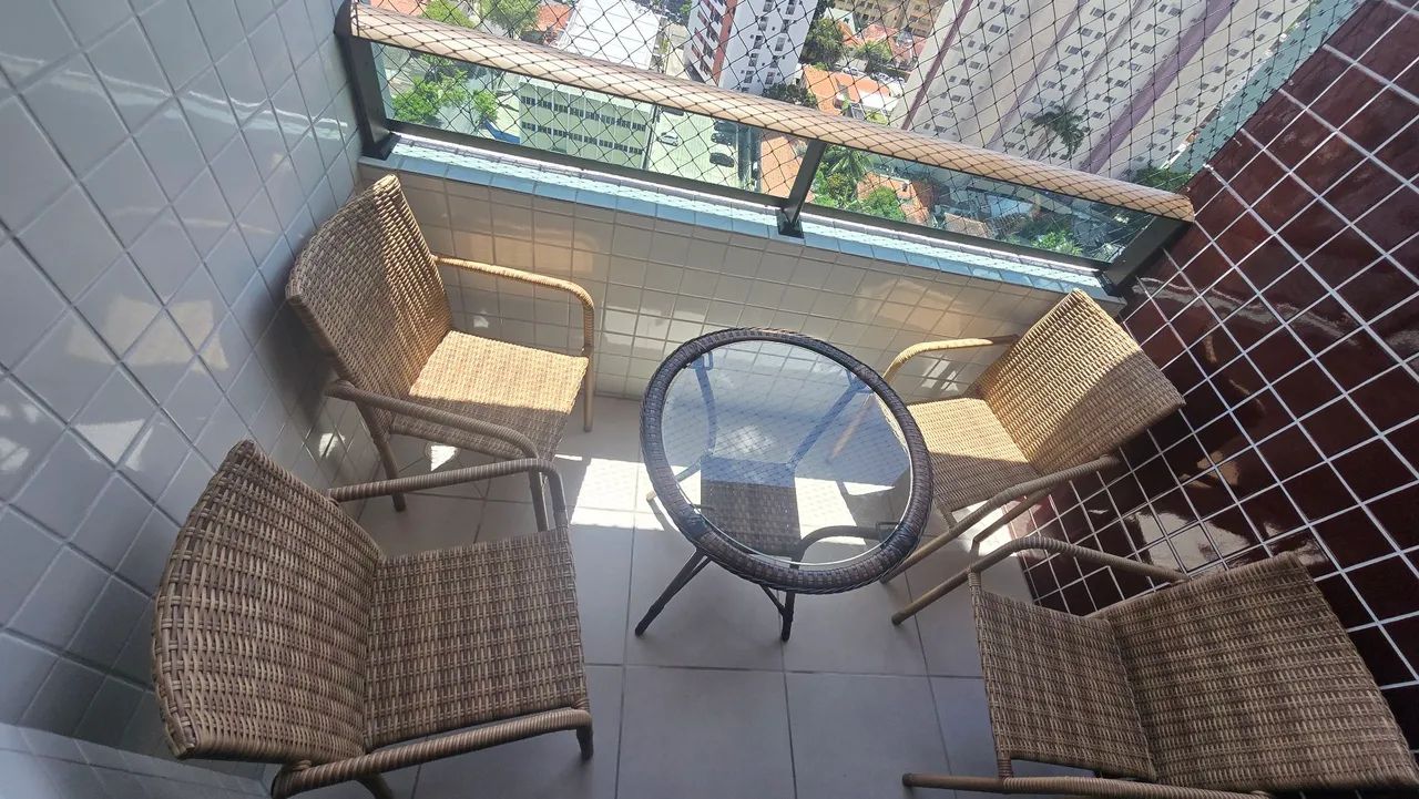 Conjunto 04 cadeiras e uma messa excelente qualidade  - Foto 4