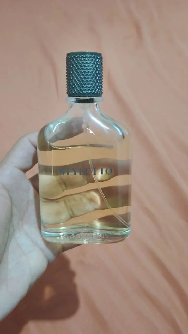Perfume stilleto 